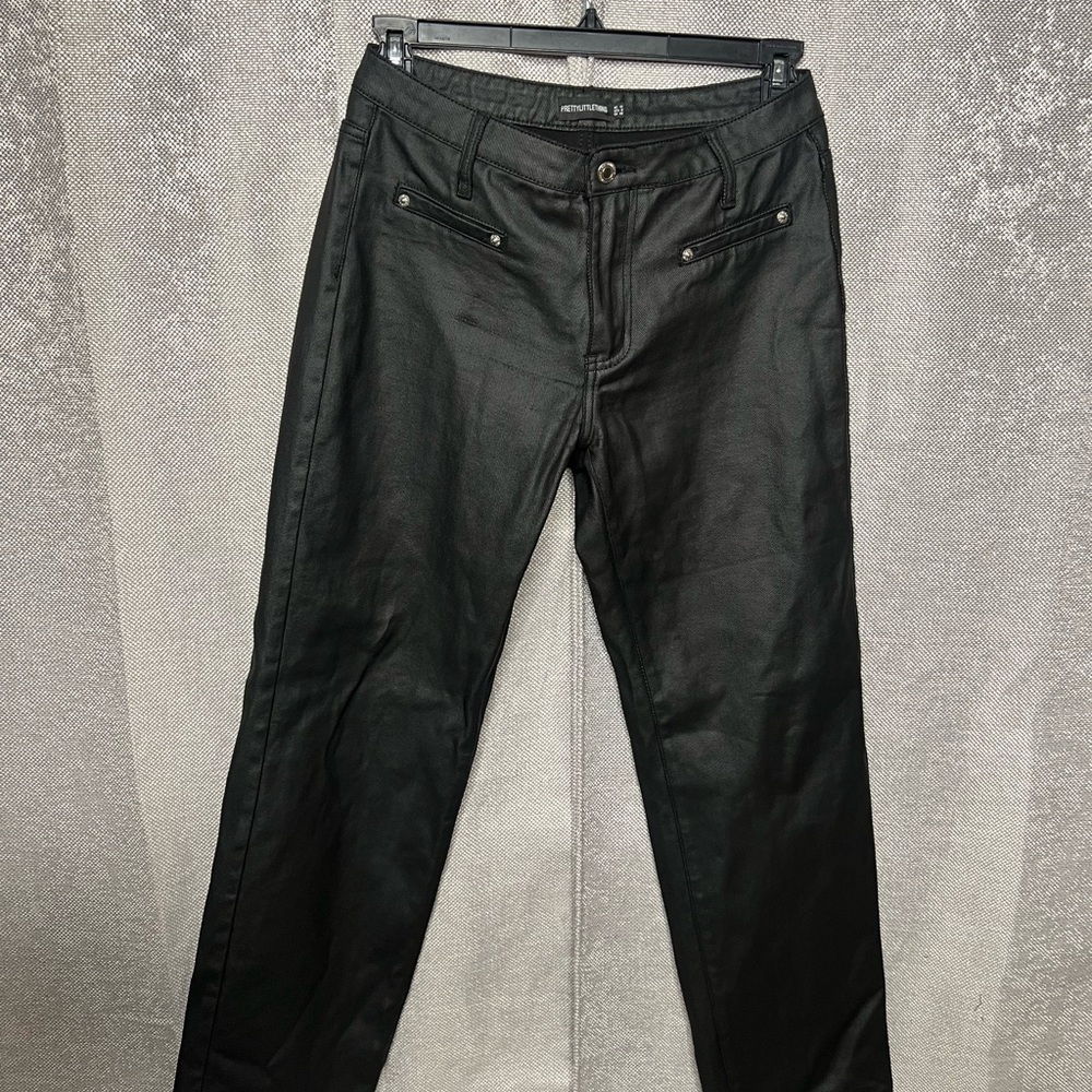 PrettyLittleThing Black Women Jeans